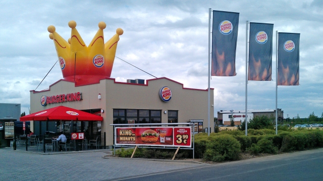 In Bornheim betreibt die Westfalen AG als Franchisenehmerin der Burger King GmbH ihr zehntes Restaur In Bornheim betreibt die Westfalen AG als Franchisenehmerin der Burger King GmbH ihr zehntes Restaur
