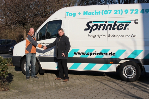 Der erste 3,5 t Sprinter® wird ab jetzt vom Indunorm-Systempartner Erwin Eichert GmbH gefahren. Komp
