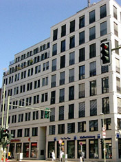 Das attraktive Büro-/Geschäftshaus „Luisenstraße 44/Reinhardtstraße 38“ in 1a-Lage von Berlin-Mitte Das attraktive Büro-/Geschäftshaus „Luisenstraße 44/Reinhardtstraße 38“ in 1a-Lage von Berlin-Mitte