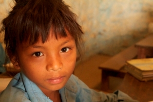 Chancenlose Mädchen in Nepal