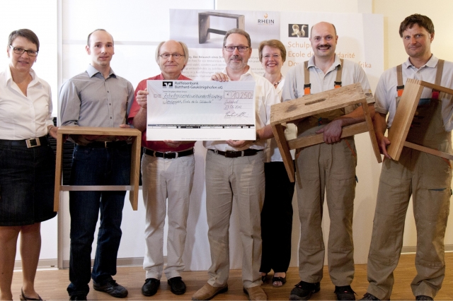Holzwerkstatt Rhein - von l. n. r.: Lioba Rhein, Thomas Rhein, Dr. Aloys Böske, Burkard Rhein, Dr. M Holzwerkstatt Rhein - von l. n. r.: Lioba Rhein, Thomas Rhein, Dr. Aloys Böske, Burkard Rhein, Dr. M