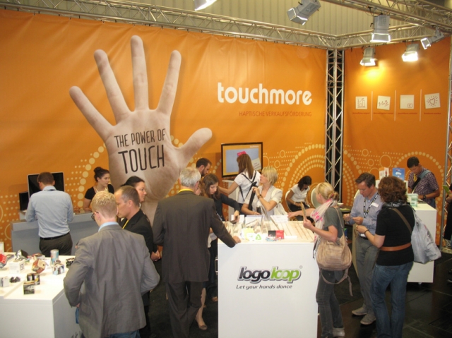 Besucherandrang am Touchmore-Messestand