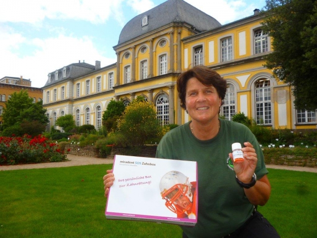 Bild Zahnrettungsbox für botanische Gärten der Universität Bonn Bild Zahnrettungsbox für botanische Gärten der Universität Bonn