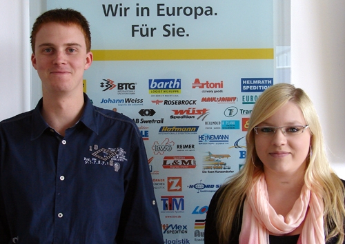 Tobias Schäfer (li.) und Carina Kling haben ihre Ausbildung bei VTL mit Bravour abgeschlossen. Tobias Schäfer (li.) und Carina Kling haben ihre Ausbildung bei VTL mit Bravour abgeschlossen.