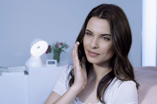Even Brighter von Eucerin gegen Pigmentflecken und Altersflecken Even Brighter von Eucerin gegen Pigmentflecken und Altersflecken