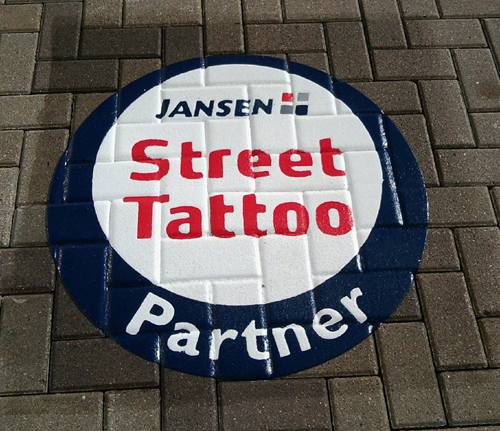 Jansens Partner: Das Street Tattoo wird direkt dort aufgebracht, wo Anwender die Street Tattoos bezi Jansens Partner: Das Street Tattoo wird direkt dort aufgebracht, wo Anwender die Street Tattoos bezi
