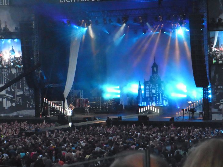 Das Unheilig-Konzert in Köln vor einer stimmungsvollen Kulisse 