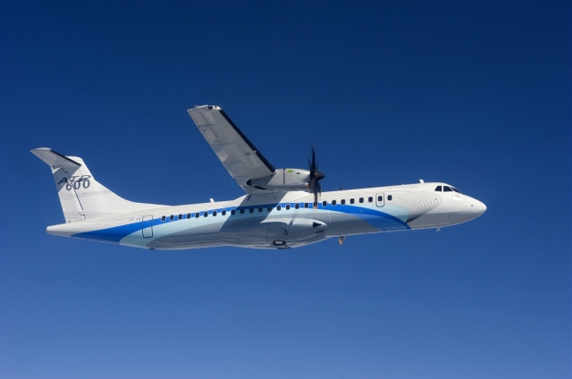 ATR72-600 in Werksfarben des Herstellers. ATR72-600 in Werksfarben des Herstellers.