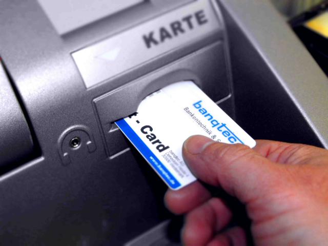 bcheck-Card? Finanzinstitute setzen auf Prävention bcheck-Card? Finanzinstitute setzen auf Prävention