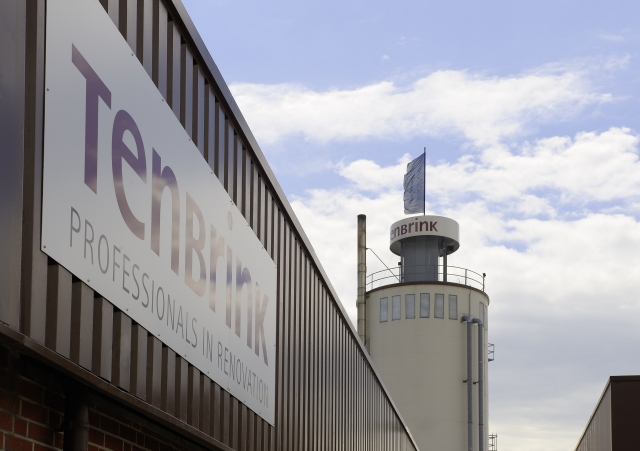 Tenbrink mit neuer Produktionshalle Tenbrink mit neuer Produktionshalle