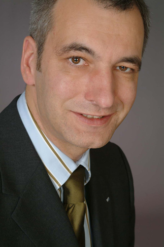 Dr. Jens Albers, CEO nanotron Technologies, leitet den neuen RTLS-Arbeitskreis. Dr. Jens Albers, CEO nanotron Technologies, leitet den neuen RTLS-Arbeitskreis.