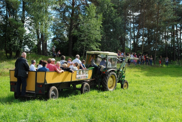 Ranch Safari mit dem Traktorkremser Ranch Safari mit dem Traktorkremser