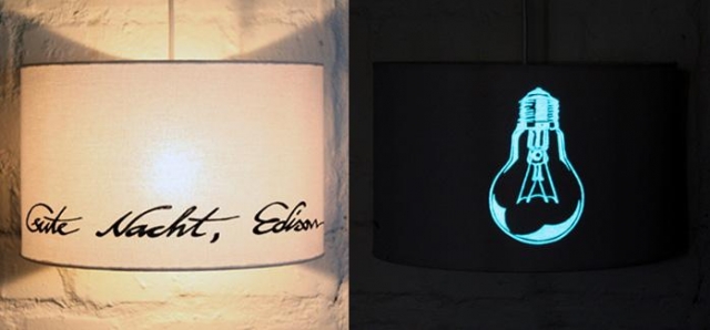 Gute Nacht, Edison - Designlampenschirm von Ines Gebhard Gute Nacht, Edison - Designlampenschirm von Ines Gebhard