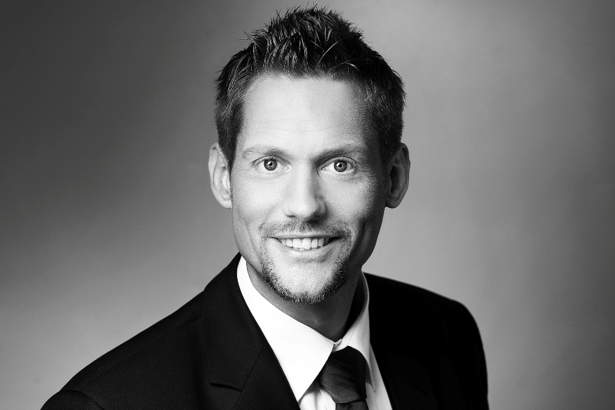 Dirk Stöcker Chief Executive Officer avipool GmbH Dirk Stöcker Chief Executive Officer avipool GmbH