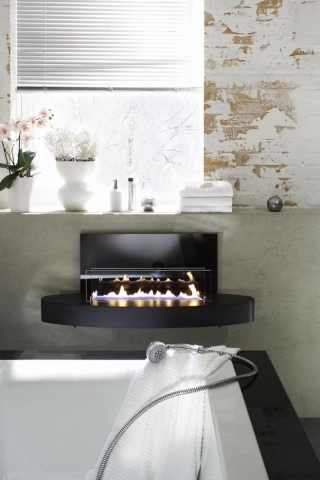 Eine Bio-Ethanol-Feuerstelle, wie hier das Modell?Elipse Wall?, setztüberall flammende Akzente? wenn Eine Bio-Ethanol-Feuerstelle, wie hier das Modell?Elipse Wall?, setztüberall flammende Akzente? wenn