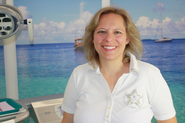 Zahnarztpraxis Dr. Angelika Bayer in 81673 München Berg-am-Laim