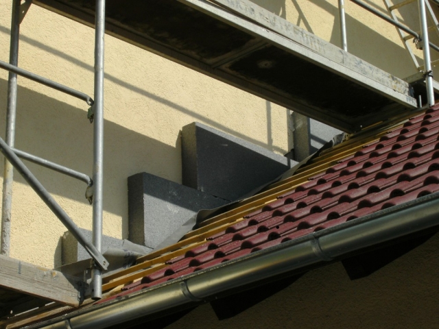 Alle Sanierungsmaßnahmen sollten optimal auf den Zustand des Hauses abgestimmt sein und in der richt Alle Sanierungsmaßnahmen sollten optimal auf den Zustand des Hauses abgestimmt sein und in der richt