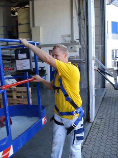 BAULIFT rät zur Gurtpflicht BAULIFT rät zur Gurtpflicht