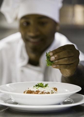 TUI aqtiv ist Der Personaldienstleister für Tourismus, Hotellerie und Gastronomie TUI aqtiv ist Der Personaldienstleister für Tourismus, Hotellerie und Gastronomie