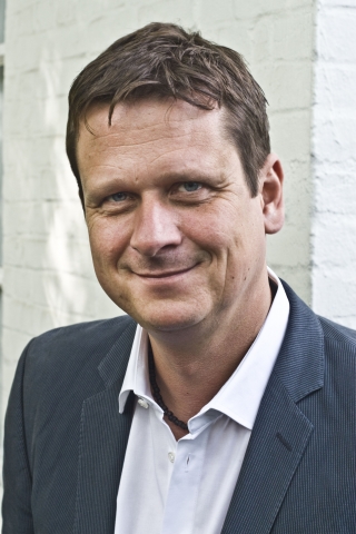 Adam Dittrich, neuer Marketingleiter beim Bremer Spirituosen Contor Adam Dittrich, neuer Marketingleiter beim Bremer Spirituosen Contor