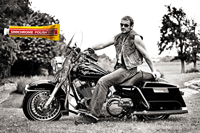 Blieben beide unverfälscht: Die Harley und das SIMICHROME Foto: A. Bartel Blieben beide unverfälscht: Die Harley und das SIMICHROME Foto: A. Bartel