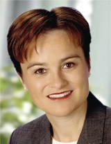 Susanne Klaußner MRICS, Vorsitzende der Geschäftsführung Susanne Klaußner MRICS, Vorsitzende der Geschäftsführung