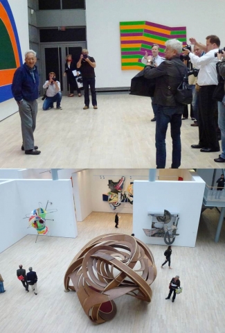 Frank Stella beim Pressetermin im Kunstmuseum Wolfsburg - von der parallel laufenden Ausstellung Orn Frank Stella beim Pressetermin im Kunstmuseum Wolfsburg - von der parallel laufenden Ausstellung Orn