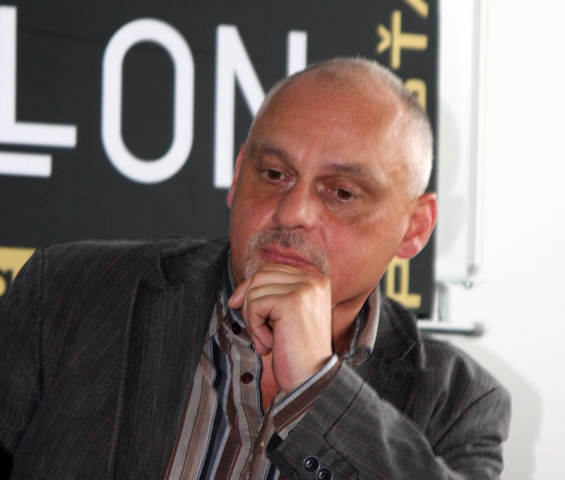 Der Leipziger Autor Kay Zeisberg während einer Pressekonferenz Der Leipziger Autor Kay Zeisberg während einer Pressekonferenz