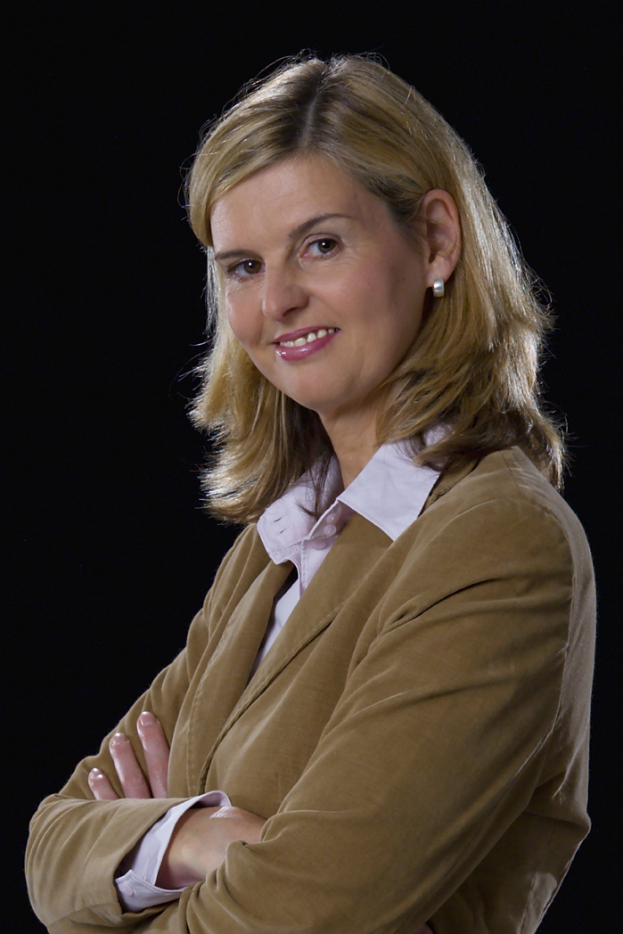 Auftrittsberaterin Ulla Wiegand trainiert mit auftrittsberater.de Führungskräfte Auftrittsberaterin Ulla Wiegand trainiert mit auftrittsberater.de Führungskräfte