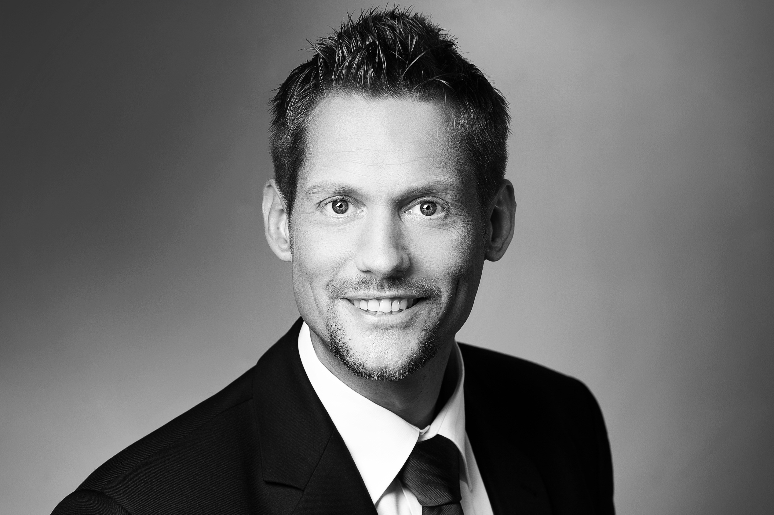 Dirk Stöcker Chief Executive Officer avipool GmbH