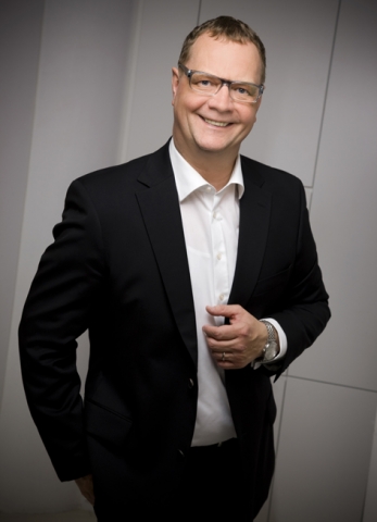 Der Dental-Experte und promovierte Physiker Dr. Berthold Reusch führt die Geschäfte der neuen CADsta
