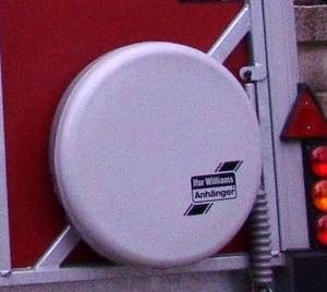 Mit-Pferden-reisen.de informiert: Notfalltipps für Pferdeanhänger-Reifen Mit-Pferden-reisen.de informiert: Notfalltipps für Pferdeanhänger-Reifen