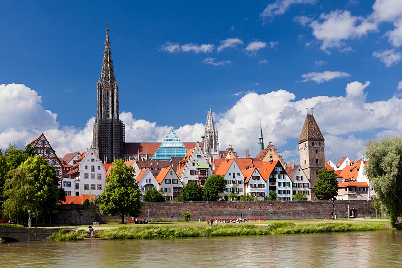 Die Donaustadt Ulm ist eine knappe Woche lang Gastgeber der bundesweiten Wanderausstellung BAUnatour Die Donaustadt Ulm ist eine knappe Woche lang Gastgeber der bundesweiten Wanderausstellung BAUnatour
