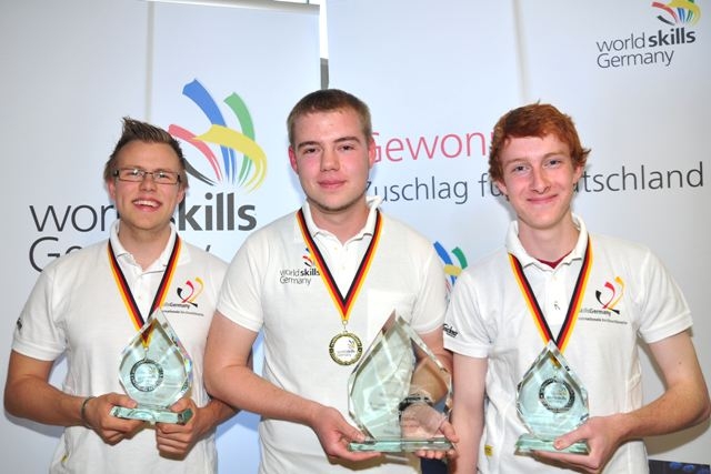 Sieger bei den Deutschen Meisterschaften im WorldSkills-Berufswettbewerb IT-Netzwerktechnik wurde de