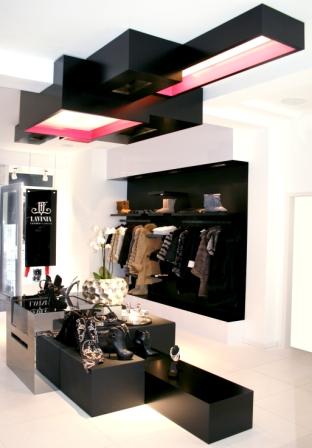 Raumschiff_Lavina LuxuryFashion