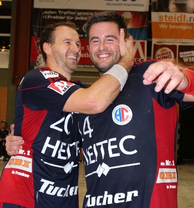 (Foto: hl-studios): HCE-Routinier Daniel Pankofer und Neuzugang Rasmus Hansen (rechts) 