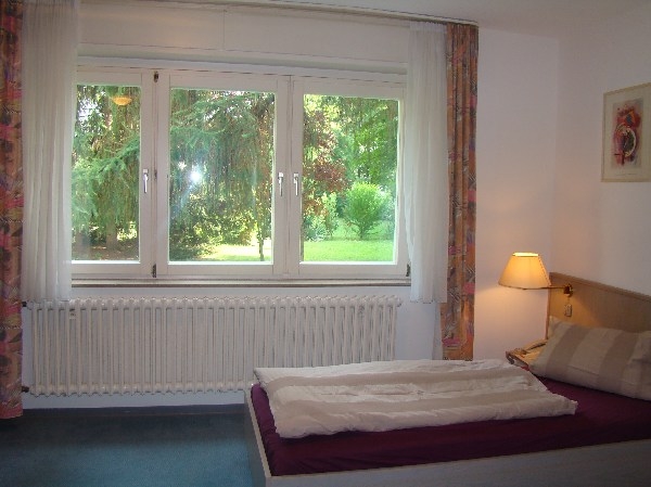 Zimmer mit Aussicht in Frankfurt Zimmer mit Aussicht in Frankfurt