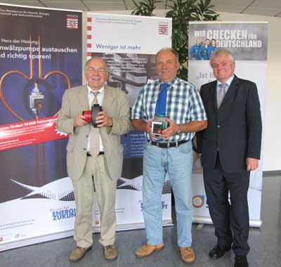 Werner Eicke-Hennig, Jürgen Jakob und Manfred Hertle van Amen (von links) Werner Eicke-Hennig, Jürgen Jakob und Manfred Hertle van Amen (von links)