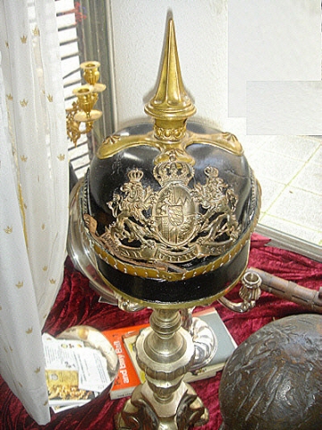 Ein Helm aus dem Kaiserreich-Beispiel für Militaria-Artikel Ein Helm aus dem Kaiserreich-Beispiel für Militaria-Artikel