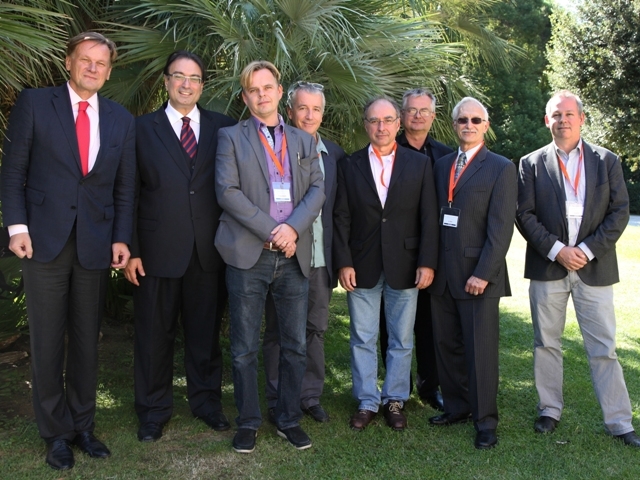 Foto (v.l.n.r.): Prof. Dr. Stephan Willich, Dr. Ghassan Andraos, Privat-Dozent Dr. Torkel Falkenberg