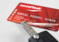 Mit der NOVOFLEET Card sind gewerbliche Pkw-Fuhrparks kostengünstig mit Kraftstoff versorgt. Mit der NOVOFLEET Card sind gewerbliche Pkw-Fuhrparks kostengünstig mit Kraftstoff versorgt.