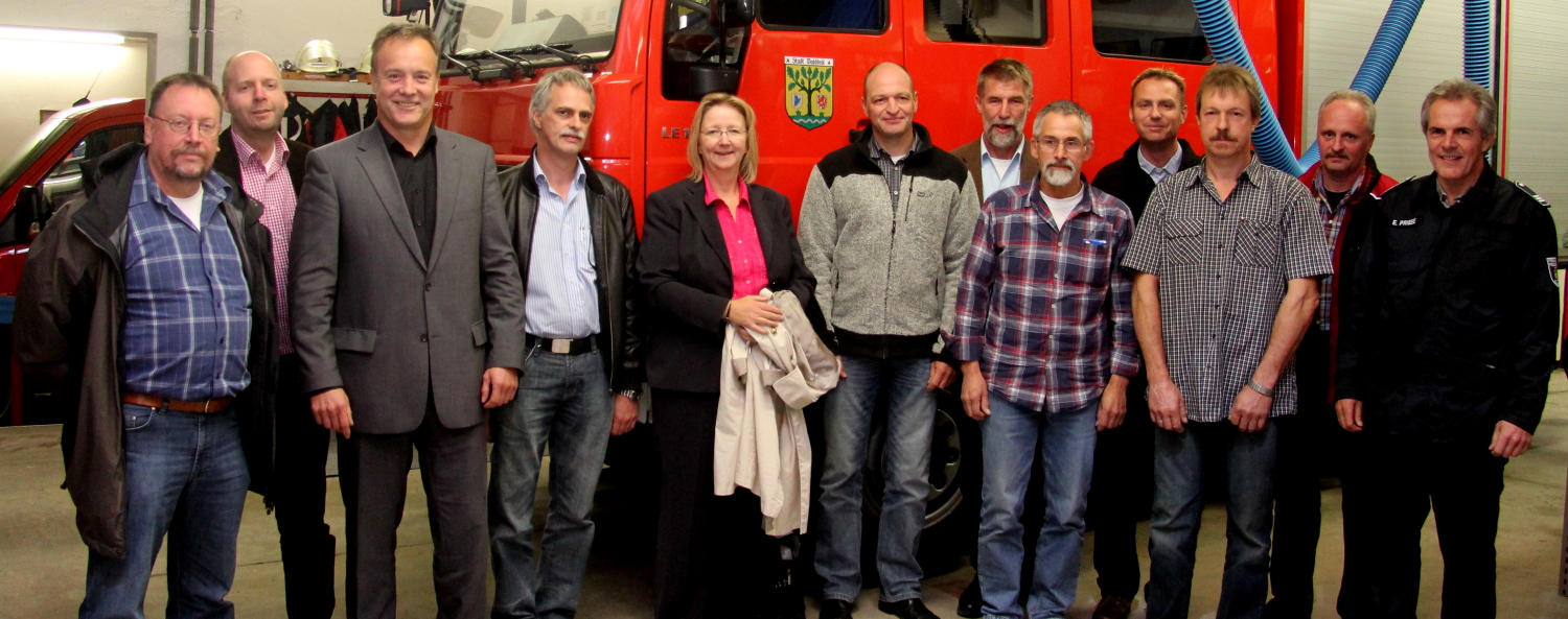 Mitglieder des neuen Arbeitskreis Feuerwehr der Stadt Waldbröl Mitglieder des neuen Arbeitskreis Feuerwehr der Stadt Waldbröl