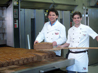 Geschäftsführer Jan-Christoph Egerer (links) mit stellvertretendem Produktionsleiter Lutz Leuchtges