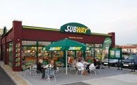 Immer häufiger sind Subway Restaurants auch als sogenannte Freestander zu sehen. Immer häufiger sind Subway Restaurants auch als sogenannte Freestander zu sehen.