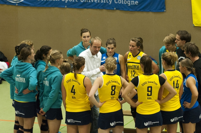 Will am Wochenende seinen ersten Heimsieg landen: Das Volleyballteam DSHS SnowTrex Köln (Foto: Nils Will am Wochenende seinen ersten Heimsieg landen: Das Volleyballteam DSHS SnowTrex Köln (Foto: Nils