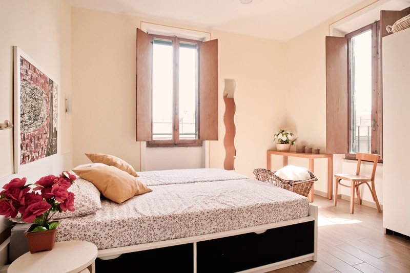Blick ins Schlafzimmer einer Ferienwohnung. Blick ins Schlafzimmer einer Ferienwohnung.