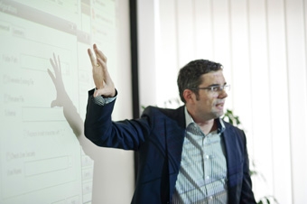 Bei einem zweitägigen Training, hier mit Marcus Heyeckhaus Technical Training and Curriculum Manager