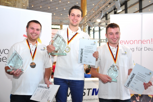 Deutscher Meister im WorldSkills-Berufswettbewerb Industrieelektronik wurde der 20jährige Silas Gsch