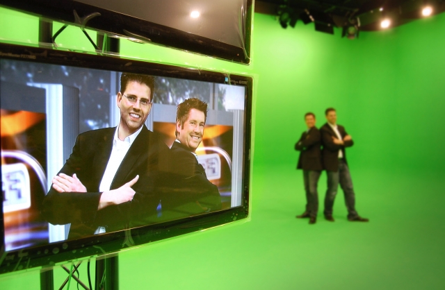 Die Gesellschafter von FAN Television: Georg Mahn (Monitor, links) und Kay Zimmer (Monitor, rechts) Die Gesellschafter von FAN Television: Georg Mahn (Monitor, links) und Kay Zimmer (Monitor, rechts)