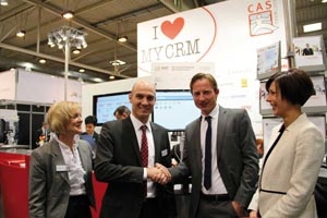 v.l.n.r. : Elisabeth Körner (SMC IT AG), Marcus Bär (CAS Software), Sebastian Ludwig (Leiter Vertrie v.l.n.r. : Elisabeth Körner (SMC IT AG), Marcus Bär (CAS Software), Sebastian Ludwig (Leiter Vertrie